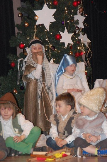 Dzień Babci i Dziadka w Przedszkolu w Rydzynie (zdjęcia)