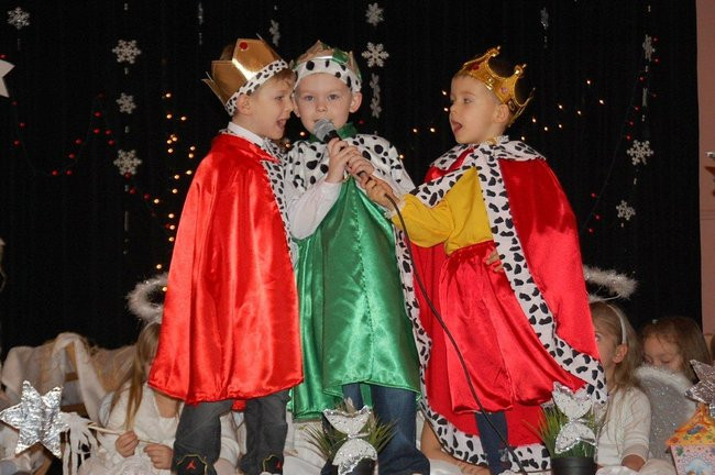 Dzień Babci i Dziadka w Przedszkolu w Rydzynie (zdjęcia)