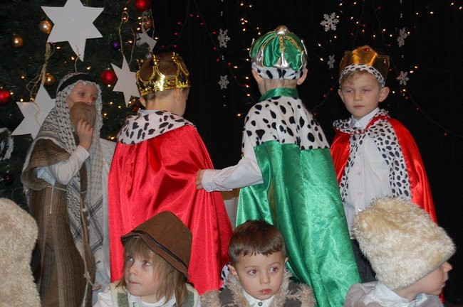 Dzień Babci i Dziadka w Przedszkolu w Rydzynie (zdjęcia)