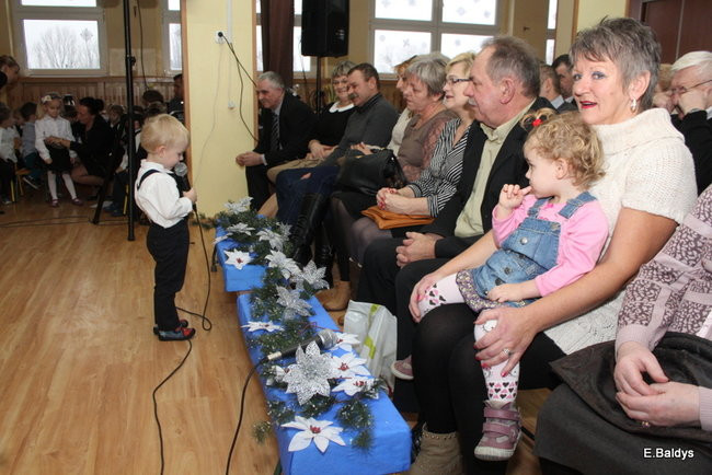 Dla Babci i Dziadka w Przedszkolu w Garzynie (zdjecia)