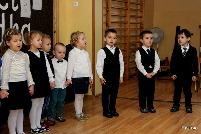 Dla Babci i Dziadka w Przedszkolu w Garzynie (zdjecia)