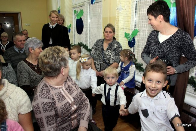 Dla Babci i Dziadka w Przedszkolu w Garzynie (zdjecia)