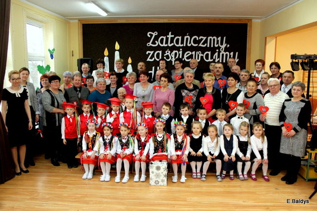 Dla Babci i Dziadka w Przedszkolu w Garzynie (zdjecia)