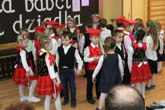 Dla Babci i Dziadka w Przedszkolu w Garzynie (zdjecia)