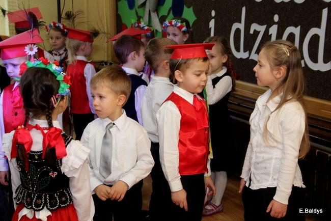 Dla Babci i Dziadka w Przedszkolu w Garzynie (zdjecia)