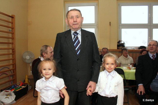 Dla Babci i Dziadka w Przedszkolu w Garzynie (zdjecia)