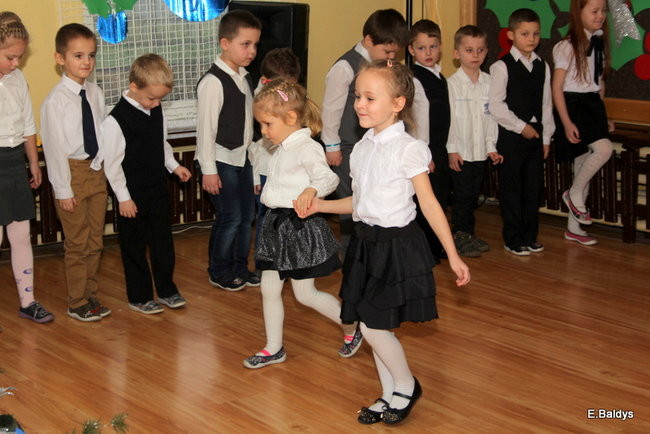 Dla Babci i Dziadka w Przedszkolu w Garzynie (zdjecia)