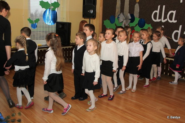 Dla Babci i Dziadka w Przedszkolu w Garzynie (zdjecia)