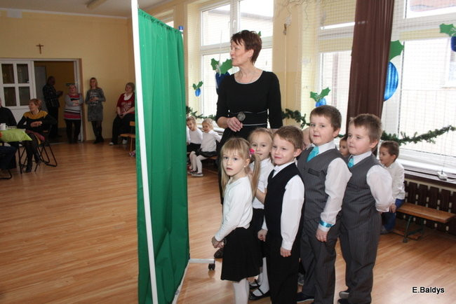 Dla Babci i Dziadka w Przedszkolu w Garzynie (zdjecia)