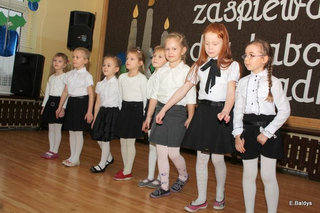 Dla Babci i Dziadka w Przedszkolu w Garzynie (zdjecia)