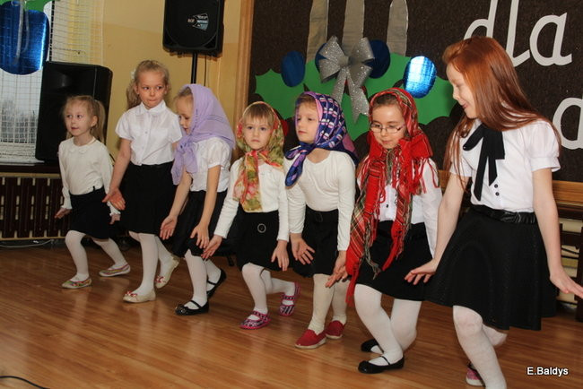 Dla Babci i Dziadka w Przedszkolu w Garzynie (zdjecia)