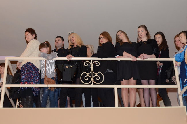 Studniówka w I LO. Artystycznie zadziwili (zdjęcia)