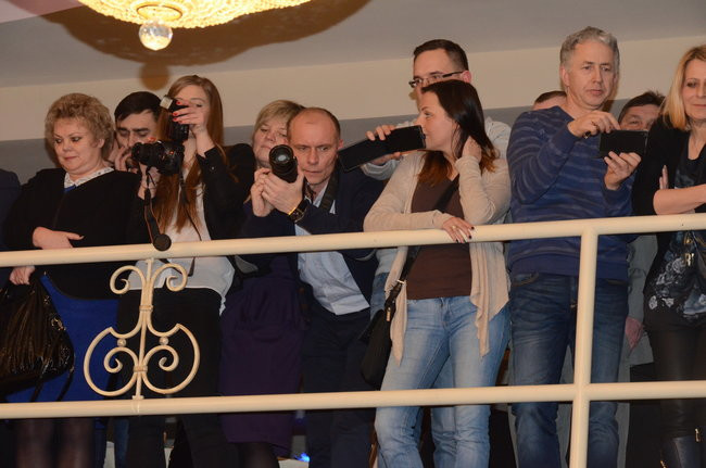 Studniówka w I LO. Artystycznie zadziwili (zdjęcia)