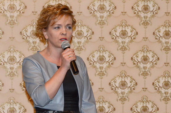 Studniówka w I LO. Artystycznie zadziwili (zdjęcia)