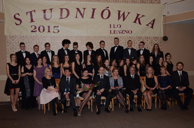 Studniówka w I LO. Artystycznie zadziwili (zdjęcia)