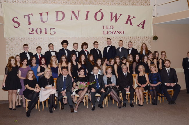 Studniówka w I LO. Artystycznie zadziwili (zdjęcia)