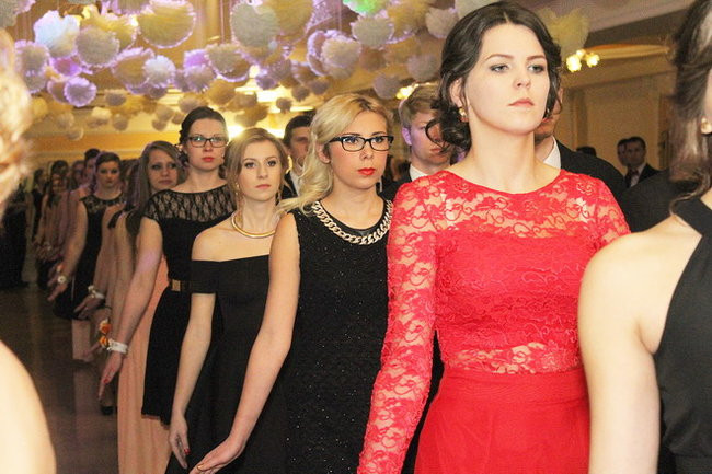 Studniówka Zespołu Szkół nr 3 w Rawiczu (zdjęcia)