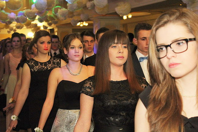 Studniówka Zespołu Szkół nr 3 w Rawiczu (zdjęcia)