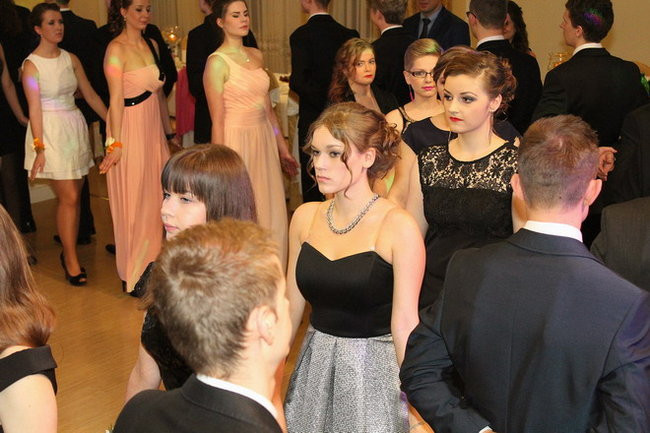 Studniówka Zespołu Szkół nr 3 w Rawiczu (zdjęcia)