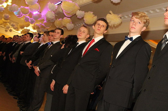 Studniówka Zespołu Szkół nr 3 w Rawiczu (zdjęcia)