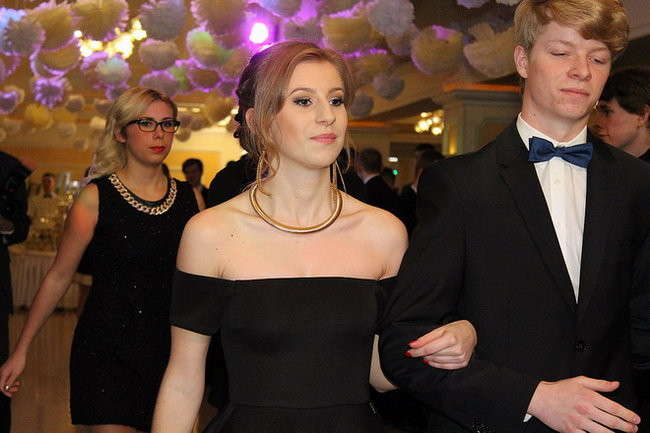 Studniówka Zespołu Szkół nr 3 w Rawiczu (zdjęcia)