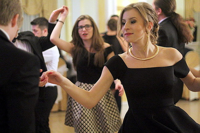 Studniówka Zespołu Szkół nr 3 w Rawiczu (zdjęcia)