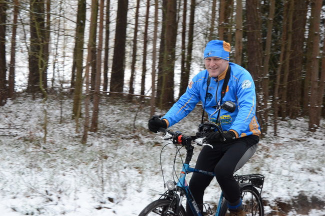 Piechurzy w bajkowym lesie (zdjęcia)
