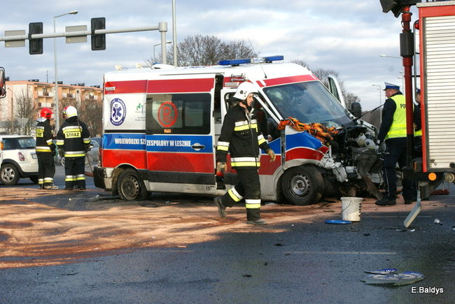 Skrzyżowanie przy Trapezie zablokowane! (zdjęcia)  !