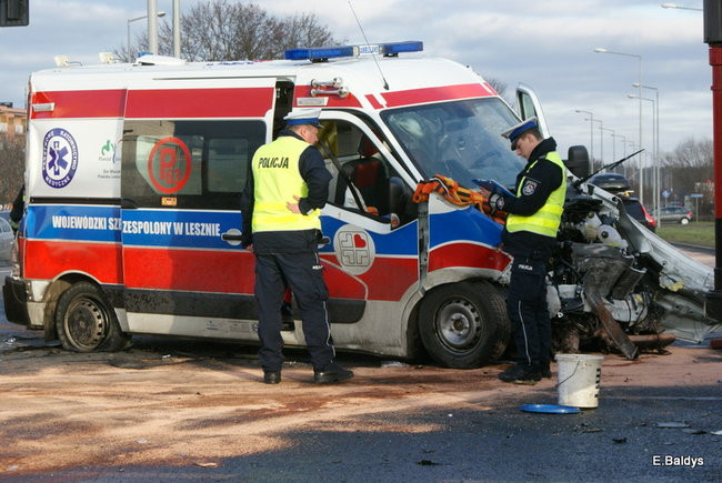 Skrzyżowanie przy Trapezie zablokowane! (zdjęcia)  !