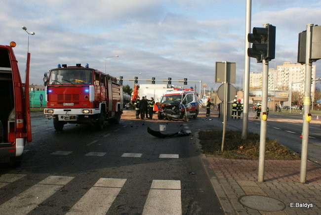 Skrzyżowanie przy Trapezie zablokowane! (zdjęcia)  !