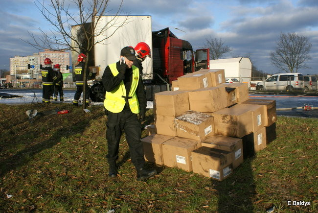 Skrzyżowanie przy Trapezie zablokowane! (zdjęcia)  !