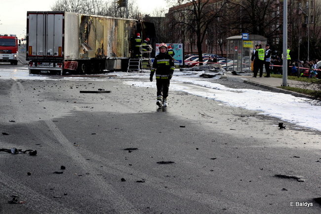 Skrzyżowanie przy Trapezie zablokowane! (zdjęcia)  !