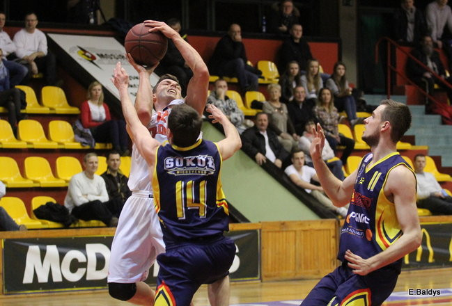 Jamalex Polonia na fali