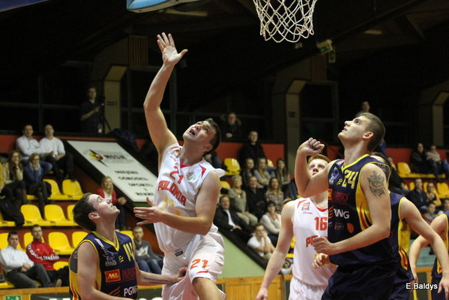 Jamalex Polonia na fali