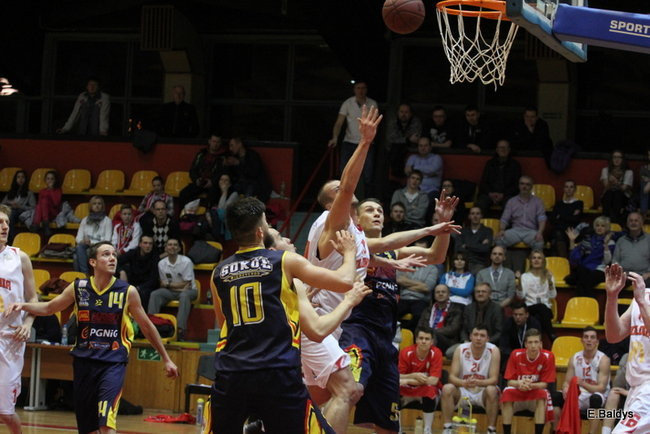 Jamalex Polonia na fali