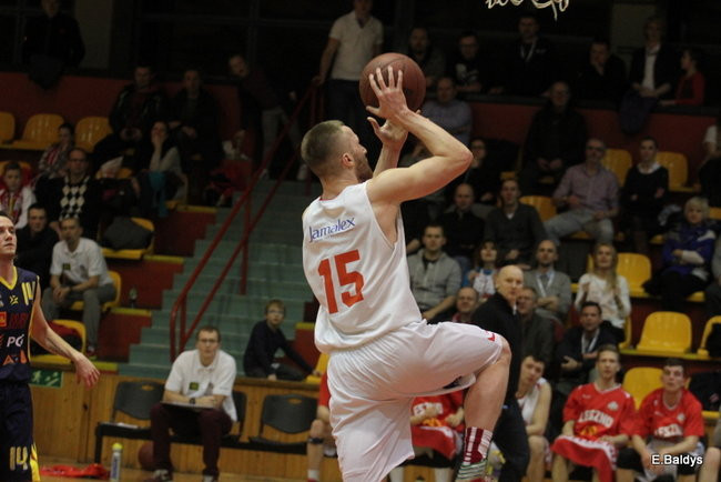 Jamalex Polonia na fali