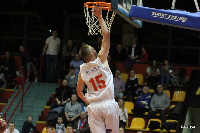 Jamalex Polonia na fali