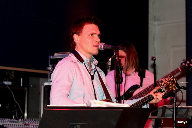 Poloneza czas zacząć. Studniówka III LO (zdjęcia)