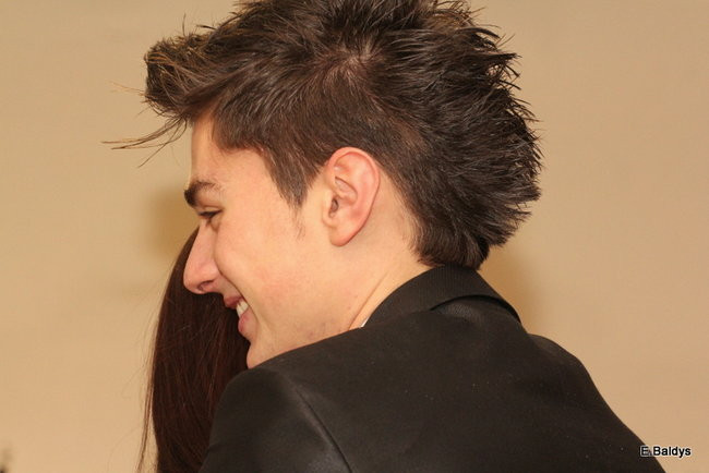 Poloneza czas zacząć. Studniówka III LO (zdjęcia)