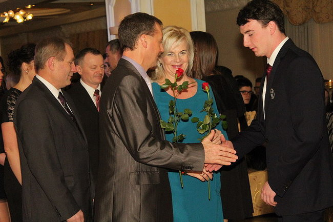 Przednia zabawa uczniów I LO w Rawiczu (zdjęcia)