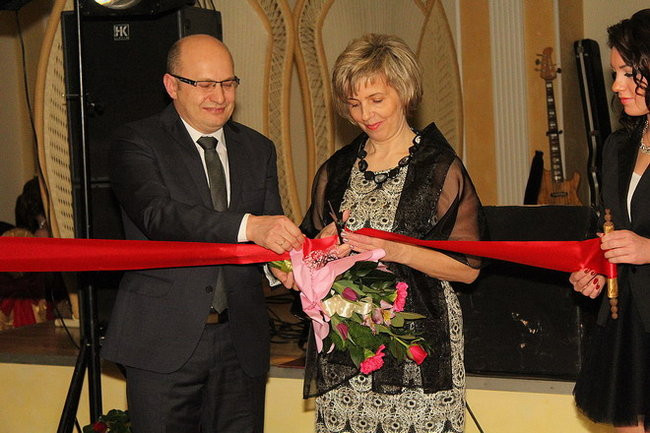 Przednia zabawa uczniów I LO w Rawiczu (zdjęcia)