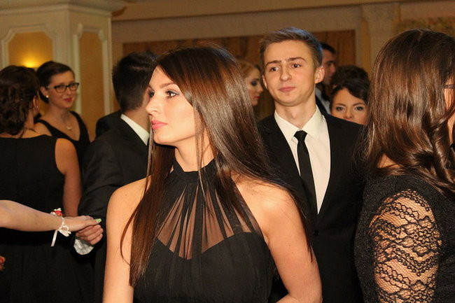 Przednia zabawa uczniów I LO w Rawiczu (zdjęcia)