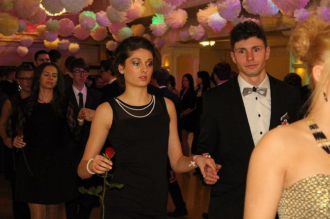 Przednia zabawa uczniów I LO w Rawiczu (zdjęcia)