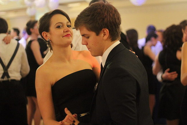 Przednia zabawa uczniów I LO w Rawiczu (zdjęcia)