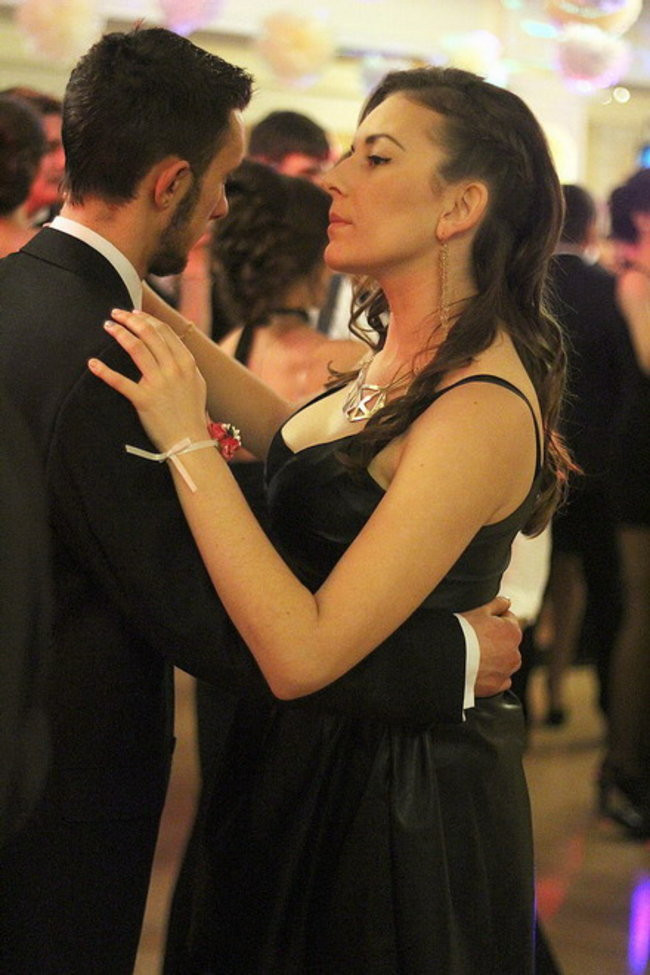 Przednia zabawa uczniów I LO w Rawiczu (zdjęcia)