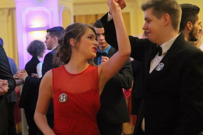 Przednia zabawa uczniów I LO w Rawiczu (zdjęcia)