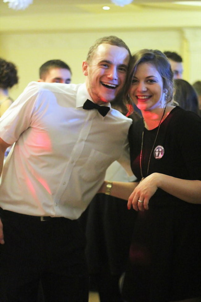 Przednia zabawa uczniów I LO w Rawiczu (zdjęcia)