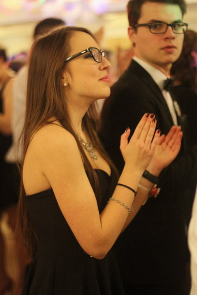 Przednia zabawa uczniów I LO w Rawiczu (zdjęcia)