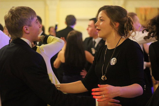 Przednia zabawa uczniów I LO w Rawiczu (zdjęcia)