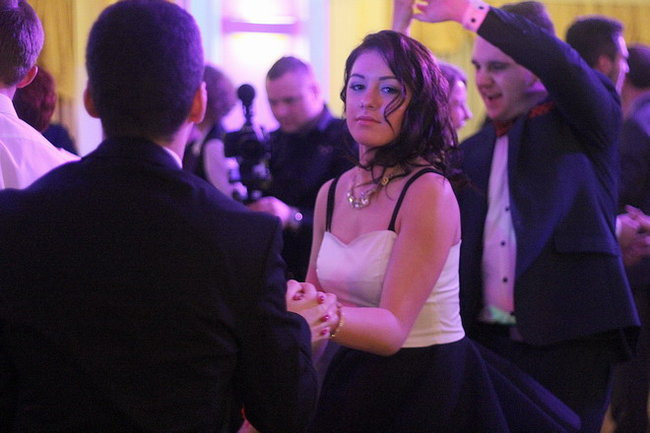 Przednia zabawa uczniów I LO w Rawiczu (zdjęcia)